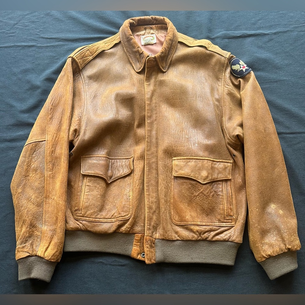 Vintage Banana Republic 100% leather jacket